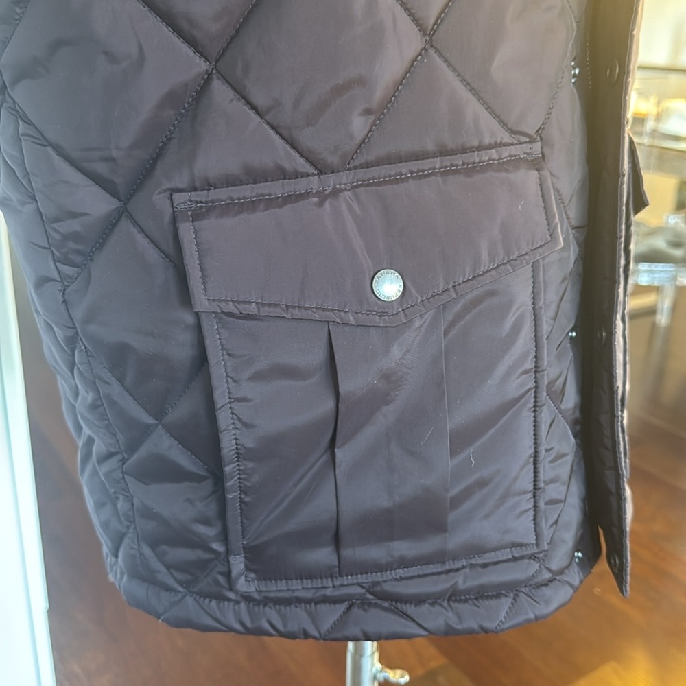 Men's Quilted Maroon Vest - Picture 3 of 5